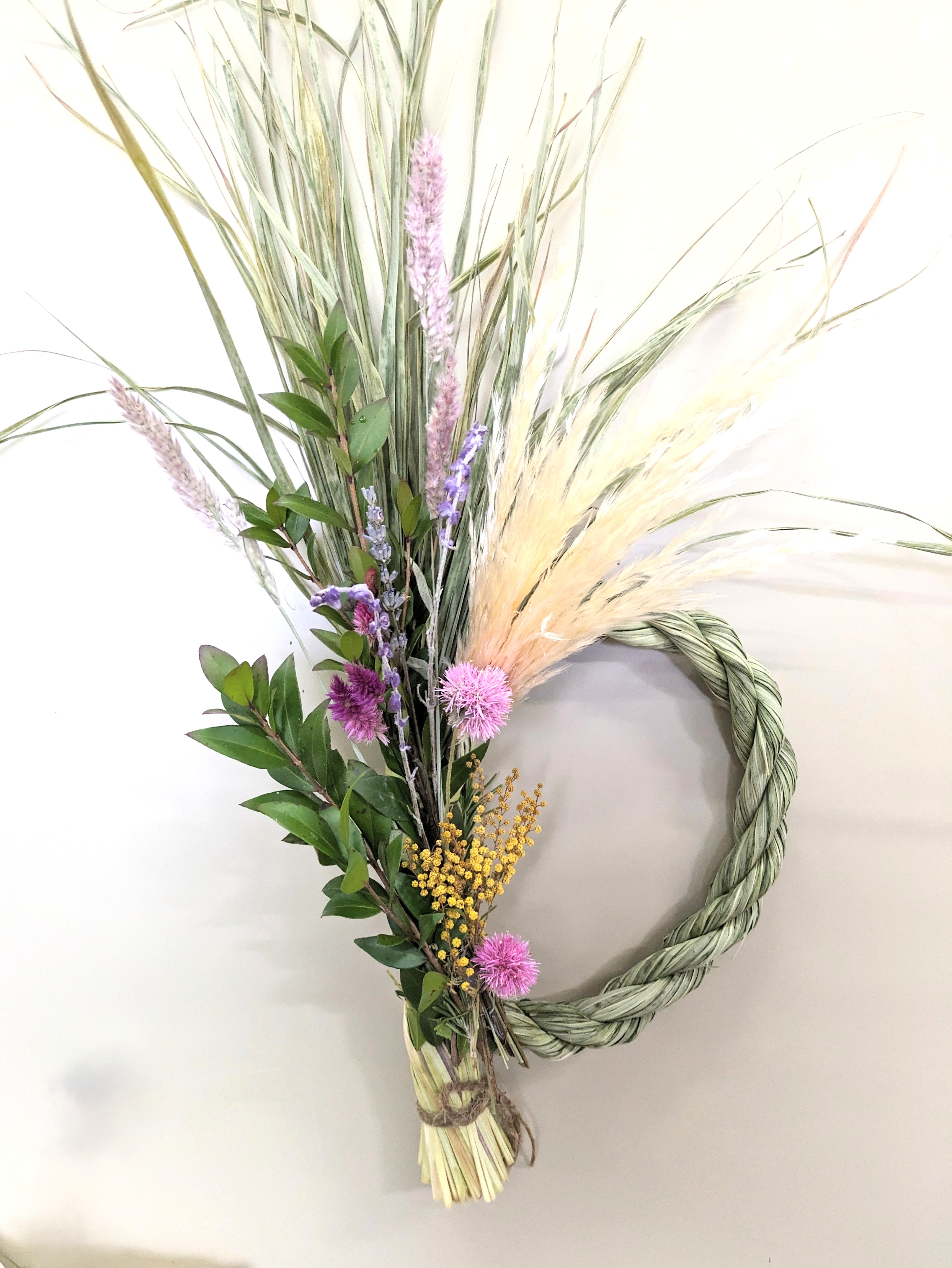 しめ縄・クラフト用レモングラスの使用例（しめ縄作成例）